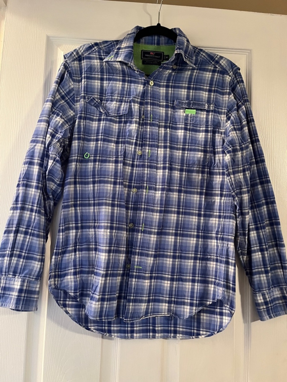 Vineyard Vines Men's Navy and White Plaid Button-Down Shirt